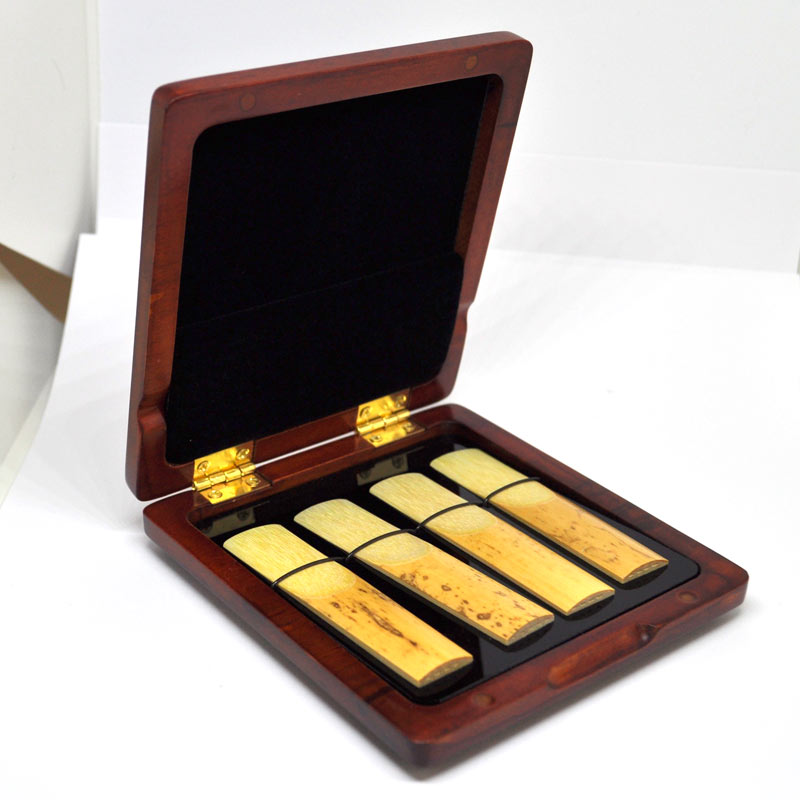 Rigotti Wooden case for 5 simple reeds for Alto Sax – Unit