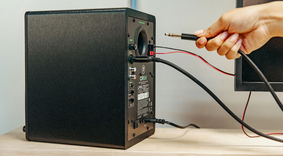 Mackie CR series  Powered Monitor Speakers