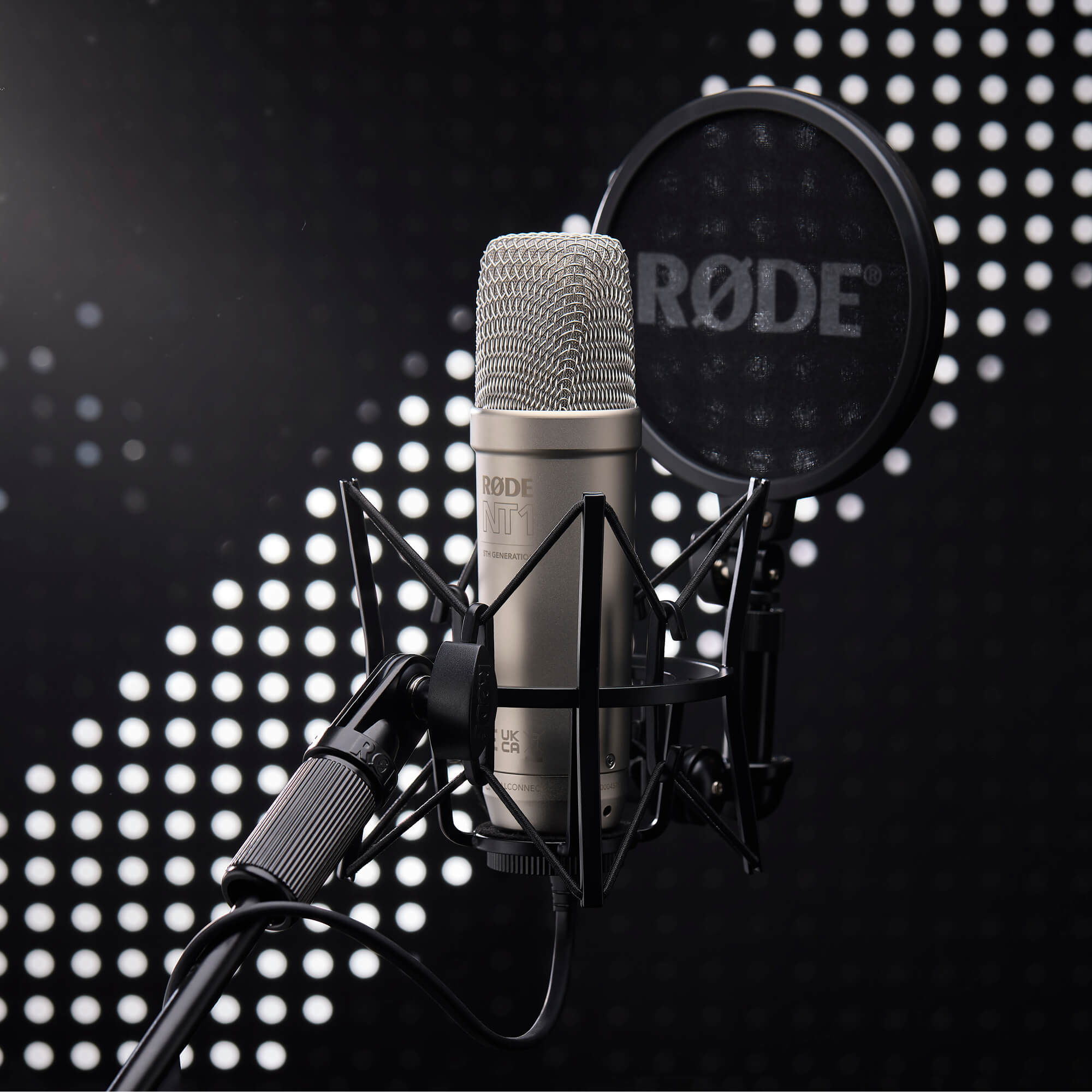 Rode NT1 5th Generation Condenser Microphone with SM6 Shockmount and Pop Filter - Silver